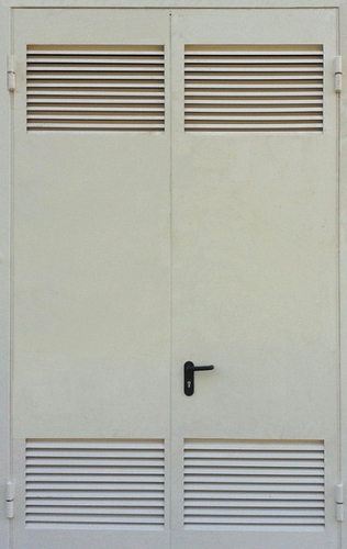 Двупольная техническая дверь с вентиляцией — 002